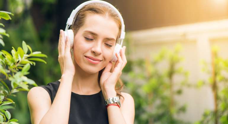 Songs soothe and melodies mend: music therapy and pain management